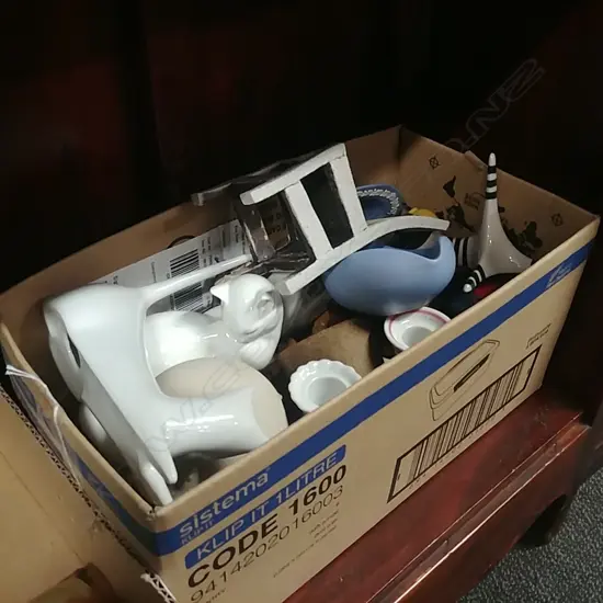 LOT ASST CAT ORNAMENTS ETC