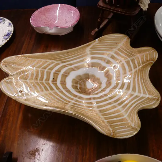RAISED MURANO ART GLASS PLATTER