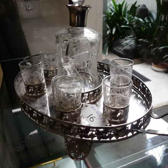 CRYSTAL ETCHED DECANTER & 6 GLASSES ON TRAY