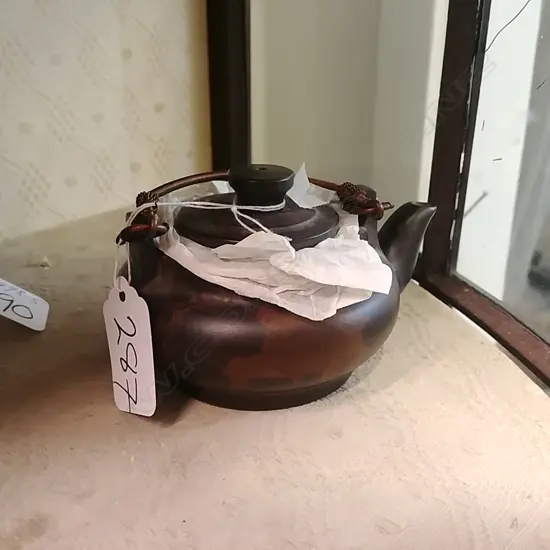 YIXING CHINESE TEAPOT FIGURE DECORATION