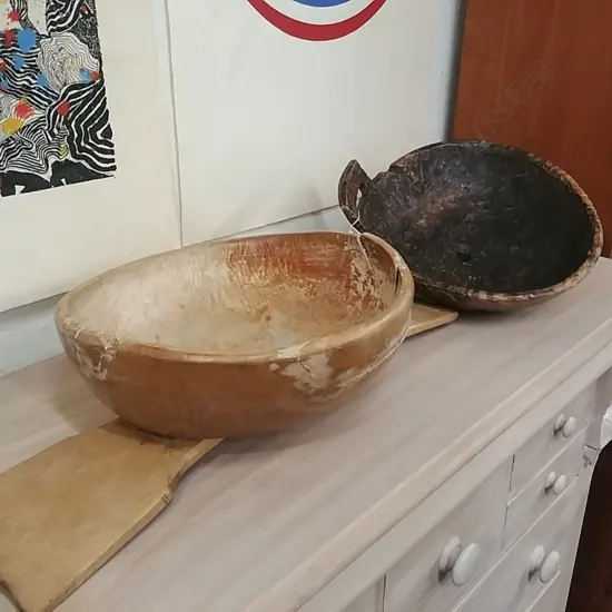 VINTAGE CARVED BOWL X 2