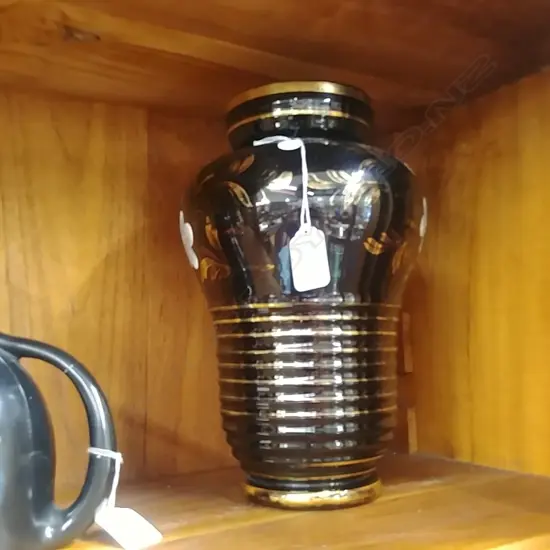 AMBER GLASS VASE 13712