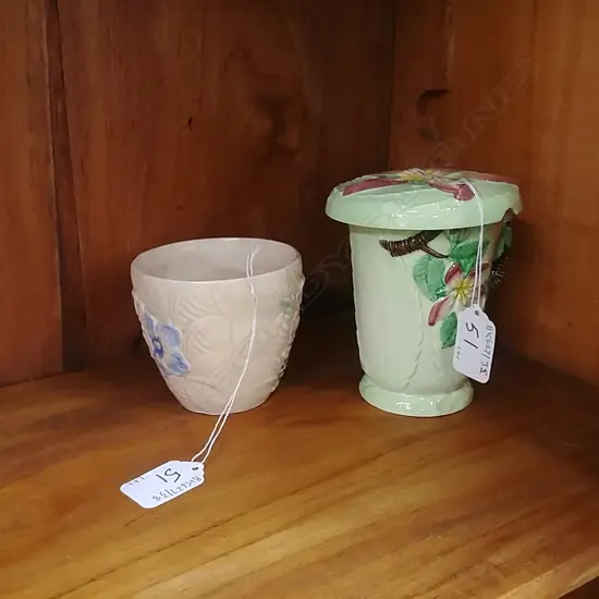 CARLTONWARE LIDDED MUG & VASE