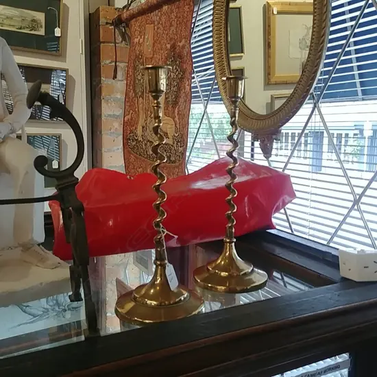 PR OF BRASS CANDLESTICKS