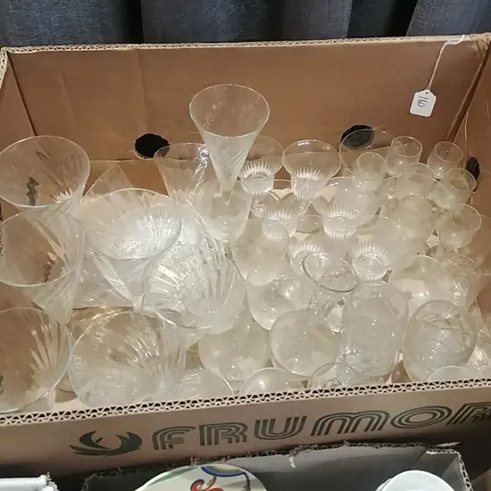 BOX MIXED GLASSES