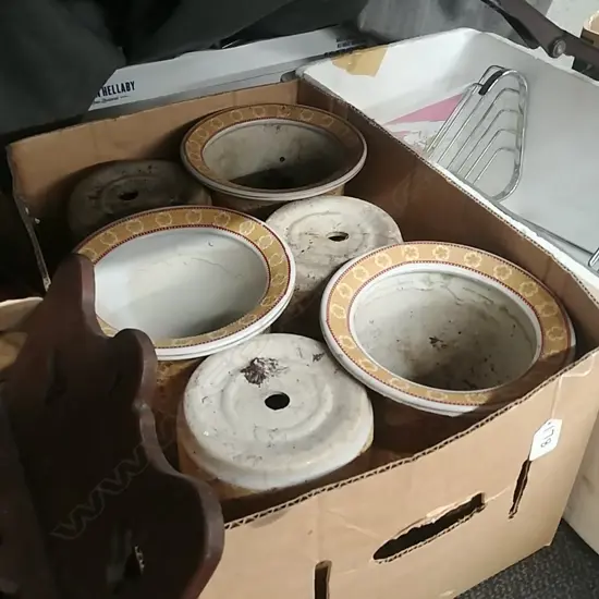 BOX OF ORIENTAL STYLE PLANTERS 