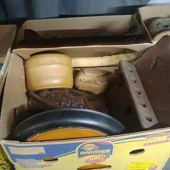 BOX OF WOOD ITEMS