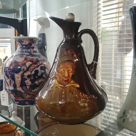 R/DOULTON DEWARS WHISKEY FLASK