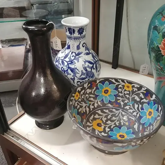 3 ORIENTAL CHINA PCS; 2 VASES, 1 BOWL