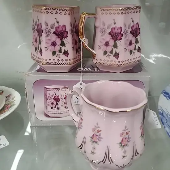 3 CZECHOSLOVAKIAN PINK CERAMIC MUGS
