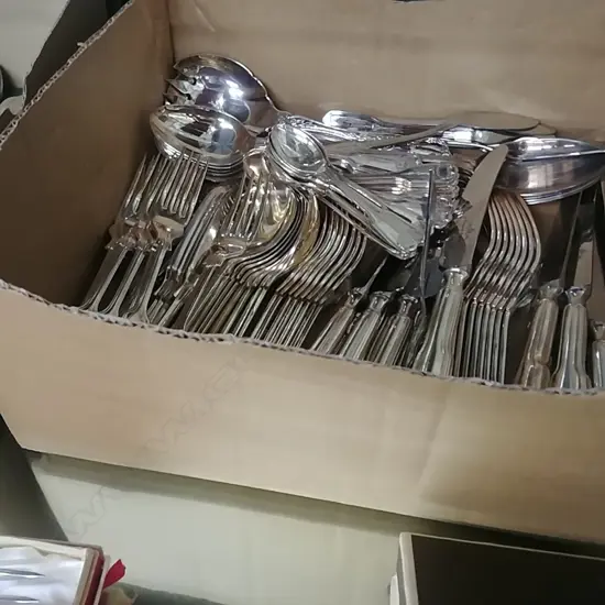 8PC 'KINGS OF SHEFFIELD' EP CUTLERY SET