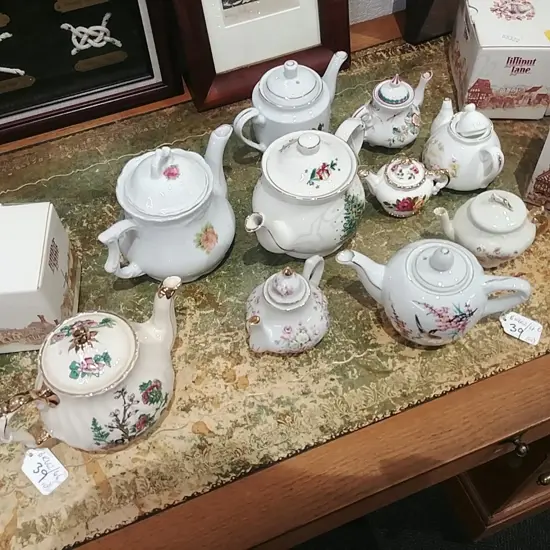 10 ASST MINI TEAPOTS