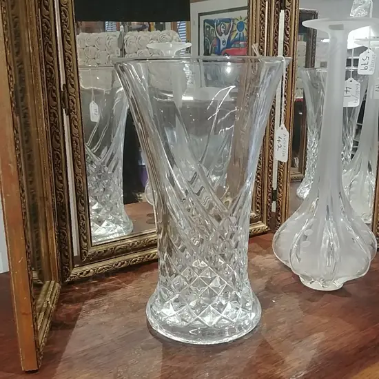 LARGE CRYSTAL VASE