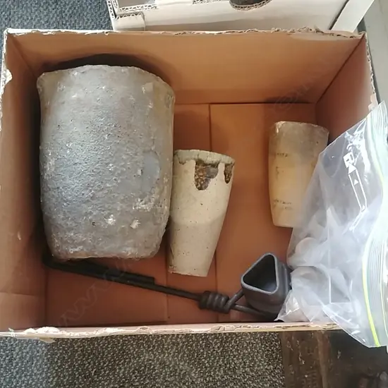 LGE ANTIQUE GOLD CRUCIBLE, 2 SMALLER, 10 CUPELS & GOLD LADLE