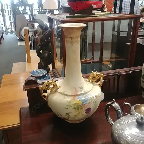 HAND PAINTED CONTINENTAL VASE 