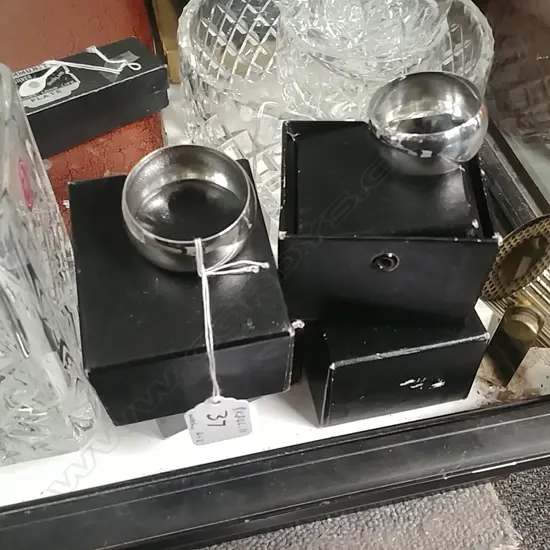 SET OF SIX AMERICAN SILVER NAPKIN RINGS