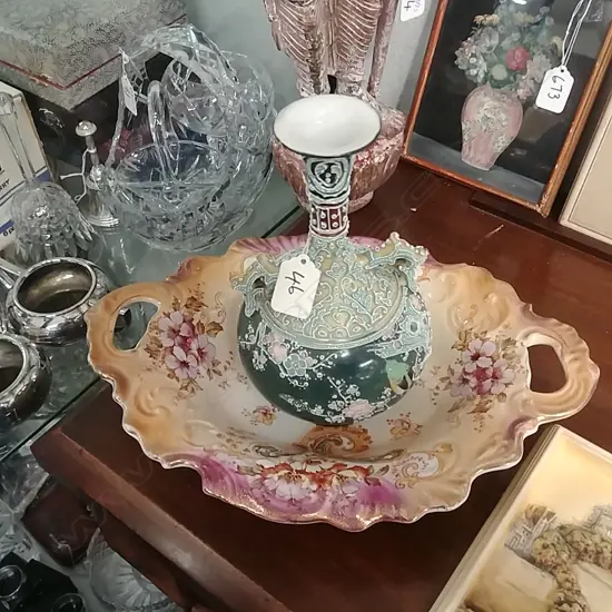 C1890 FLORAL DISH & JAPANESE VASE TUBE LINED