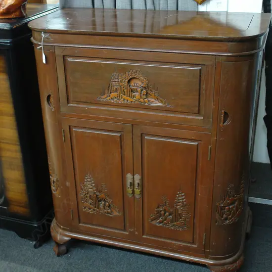 ORIENTAL CARVED COCKTAIL CABINET