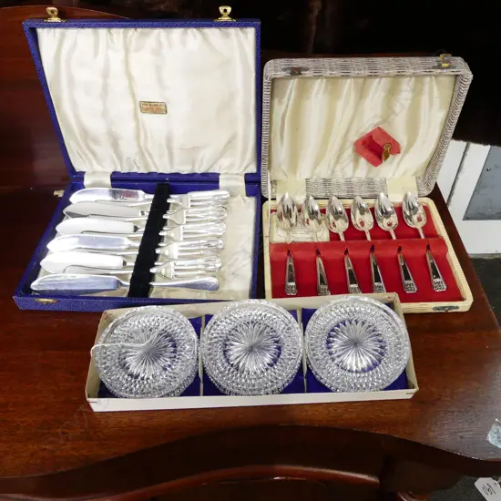 BOXES EPNS AND GLASS DISHES