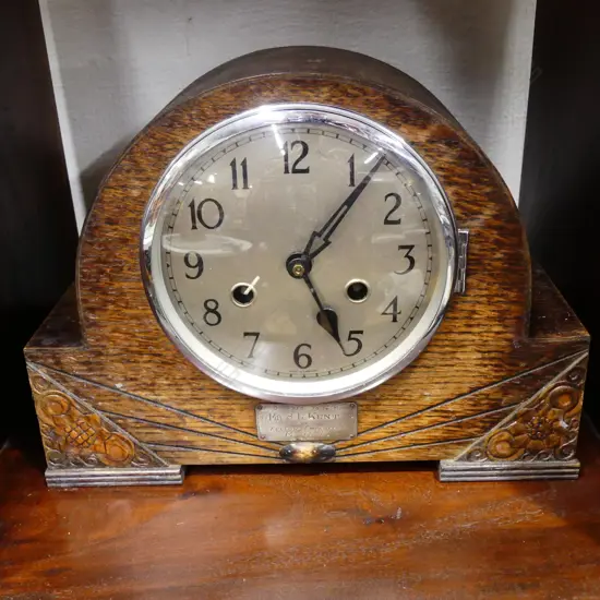 OAK MANTEL CLOCK
