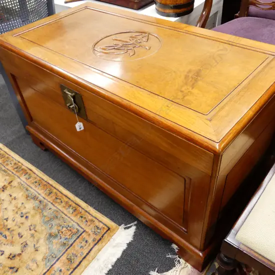 ROSEWOOD COMPHOR  CHEST