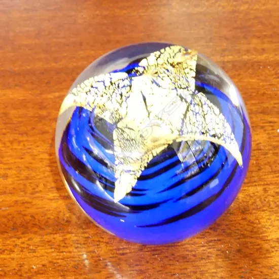 STUDIO GLASS PAPERWEIGHT 