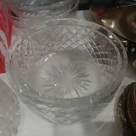 2 CRYSTAL BOWLS 