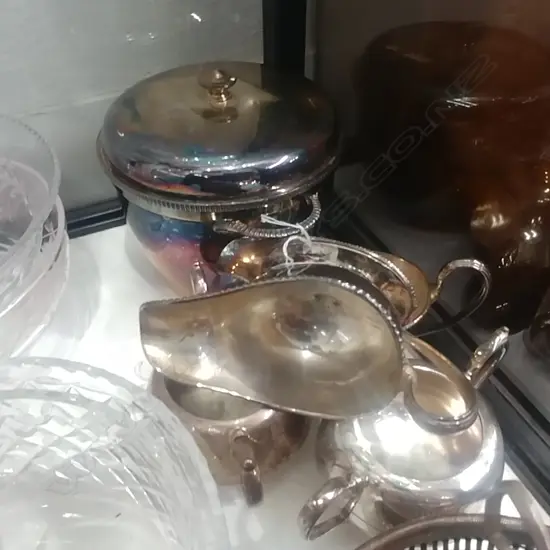 FIVE PIECES OF SILVER PLATE