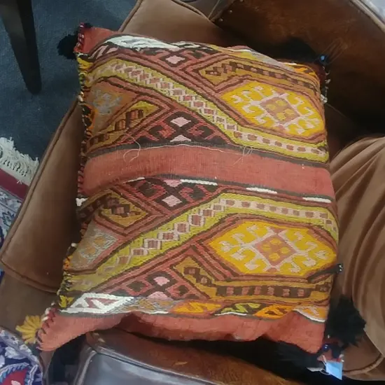 PERSIAN CUSHION