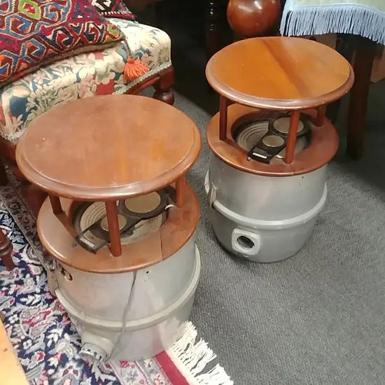 PR CUSTOM SPEAKER SIDETABLES 