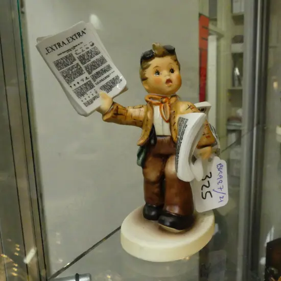 HUMMEL FIG - EXTRA EXTRA 