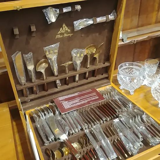 CASED THAI CUTLERY SET
