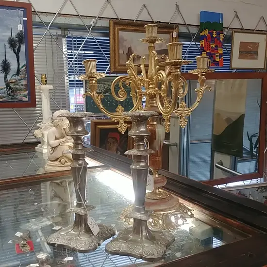 ONYX TABLE CANDALABRA & PR EP CANDLESTICKS