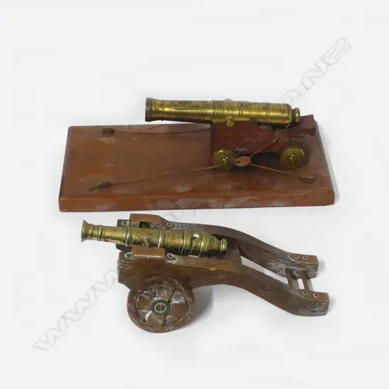 Two miniature brass 'desk cannons'