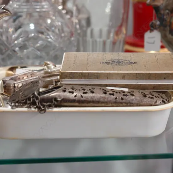 TRAY MIXED EP & SPEC CASE