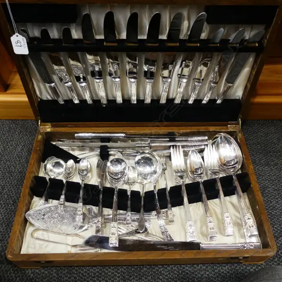 CANTEEN COMMUNITY PLATE CUTLERY