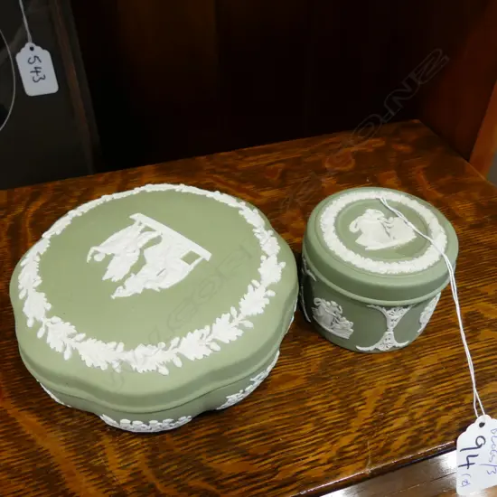 W/WOOD J/WARE SAGE TRINKET BOXES X 2