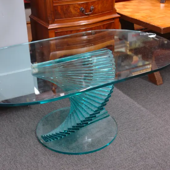 GLASS OVAL COFFEE TABLE