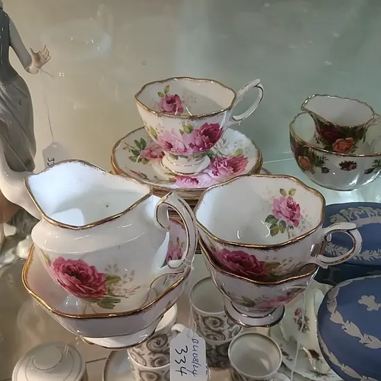R/ALBERT AMERICAN BEAUTY TEA SET