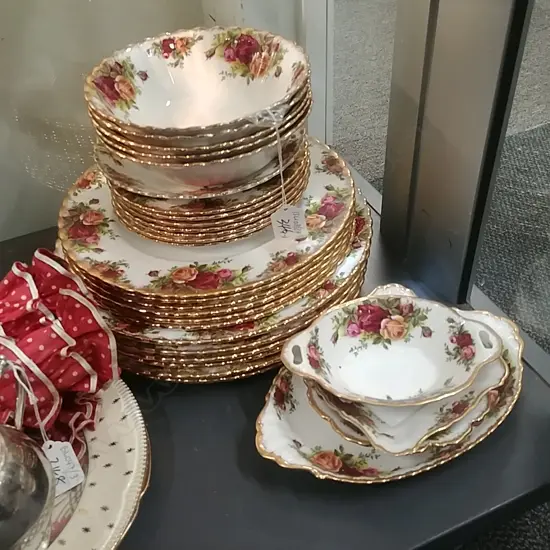 R/ALBERT OCR DINNER SERVICE