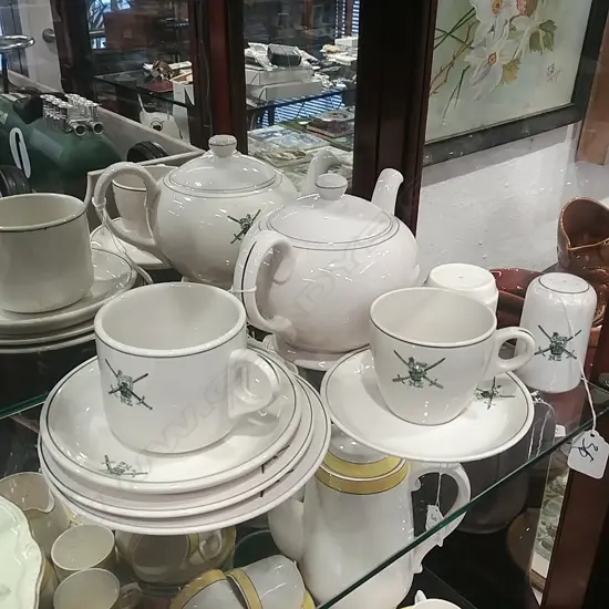 ASST C/LYNN NZ ARMY TEA WARE