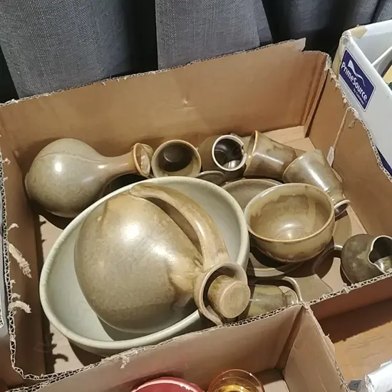 LOT ASST TEMUKA WINE FLASK/BEAKERS ETC