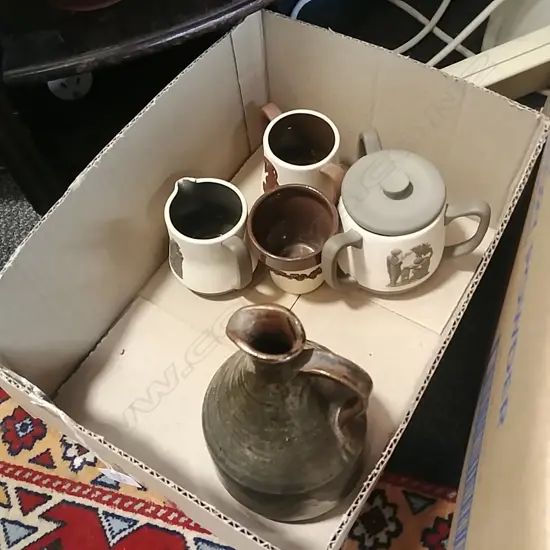 DYLAN POTTERIES FLASK AND ASST TE RONA WITH APPLIED DECORATION