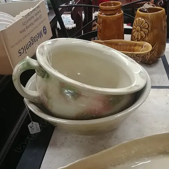 TIMARU POTTERIES BOWL + ONE