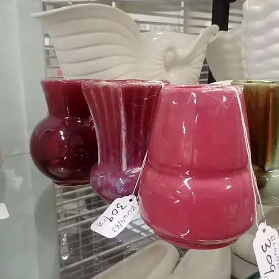 C/LYNN SMALL VASES x 3