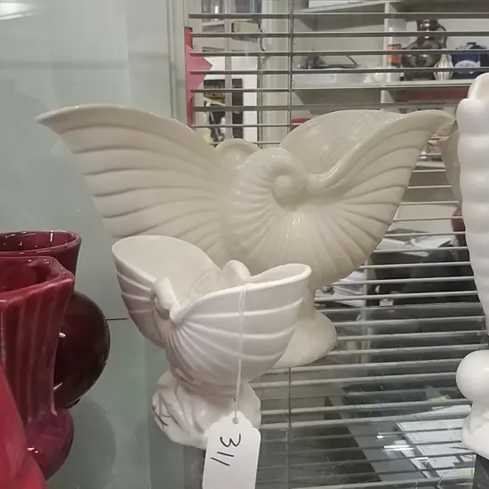 2 C/LYNN SHELL FORM VASES