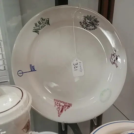 C/LYNN PLATE MANLEY MILK BAR ETC