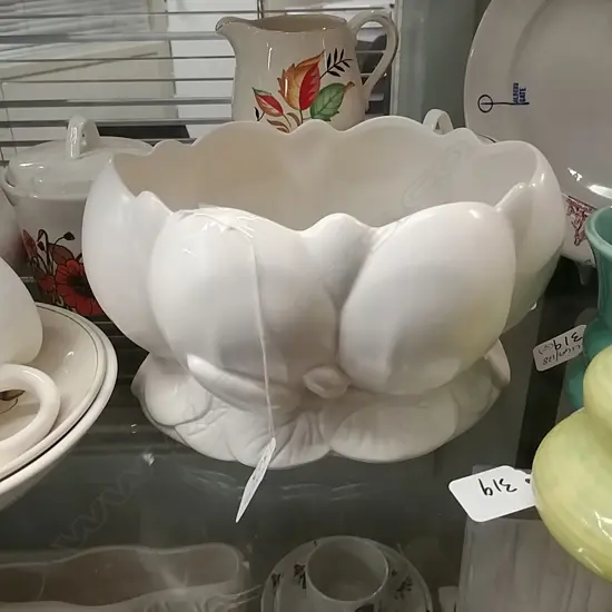 FLAIR ART POTTERY LILY VASE