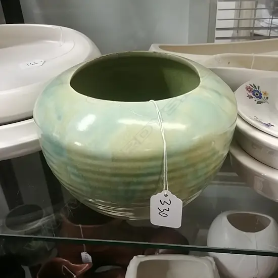 C/LYNN TRICKLE GLAZE VASE