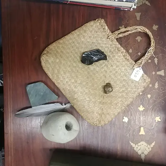 KETE, PAPA SINKER, OBSIDIAN, POUNAMU & ARKANITE SPECIMEN